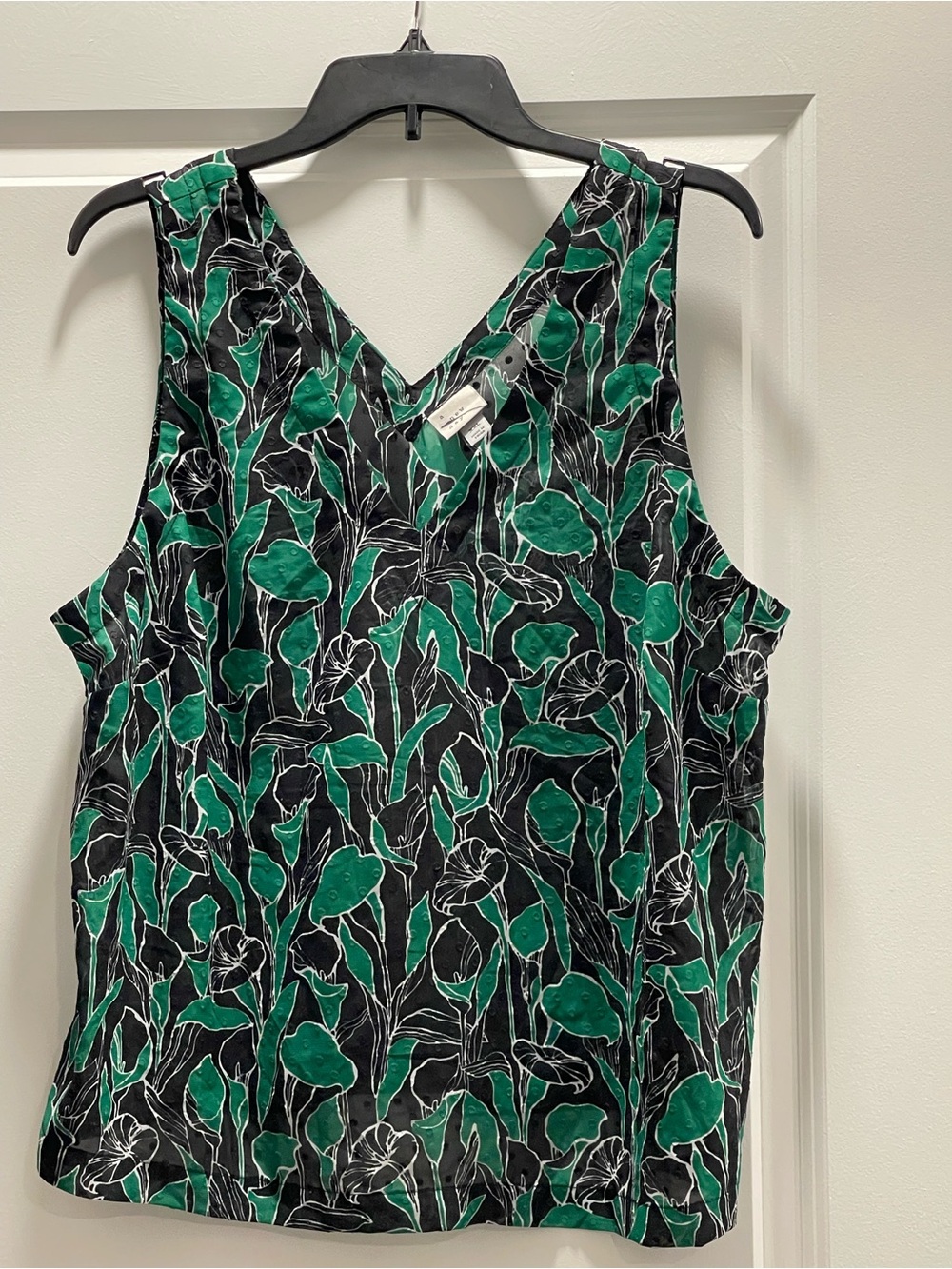 a new day Black & Green Floral V-Neck Tank Top-Size XXL